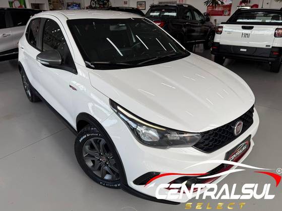 FIAT ARGO 1.8 E.TORQ FLEX HGT AT6 FIAT ARGO 1.8 E.TORQ FLEX HGT AT6